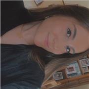 ¡Hoola! Soy Marina, graduada en Logopedia experta en dislexia y dificultades de la lectoescritura y Atención Temprana